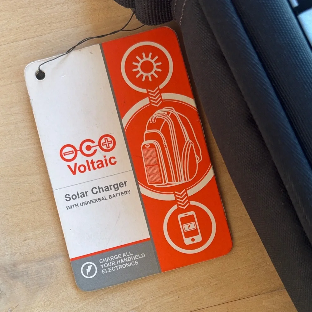 VOLTAIC SOLAR CHARGER BAG
